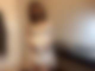 Live cam show with NikiLaduke - Teen (18+) on hotwifechat.live