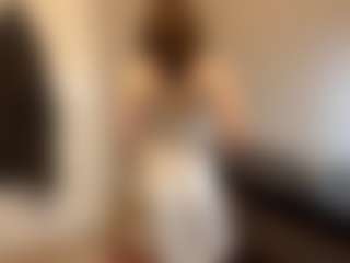 Live cam show with NikiLaduke - Teen (18+) on milfzrlive.com