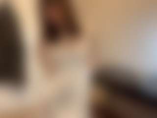 Live cam show with NikiLaduke - Brown Hair Teen (18+) on SquirtSoMuch