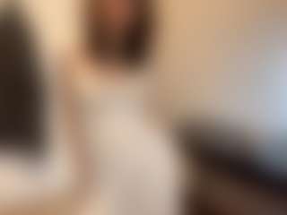 Live cam show with NikiLaduke - Athletic Teen (18+) on Latina Girls