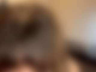 Live cam show with NikiLaduke - Brown Hair Teen (18+) on Camversity