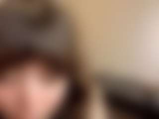 Live cam show with NikiLaduke - Striptease on CamSodaAdn