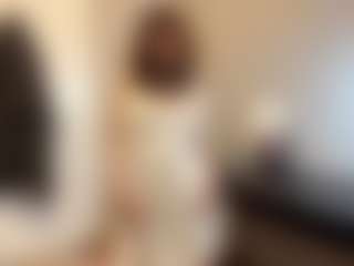 Live cam show with NikiLaduke - Normal on Cam Slut