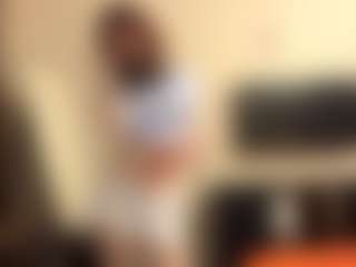 Live cam show with NikiLaduke - Erotic Dance on Camsoda