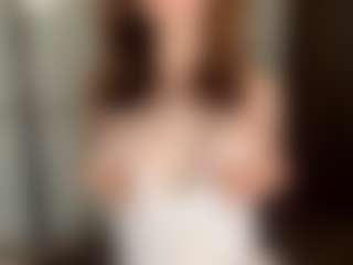Live cam show with NikiLaduke - Striptease on Dolls Live