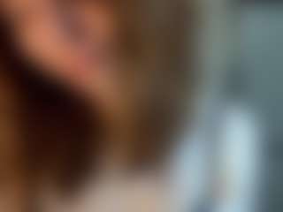 Live cam show with NikiLaduke - Brown Hair on Camsoda