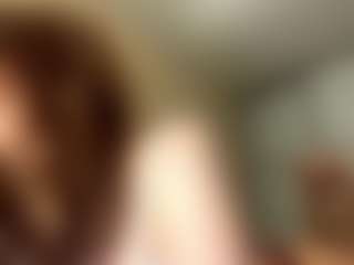 Live cam show with NikiLaduke - Bedroom on madthumbs