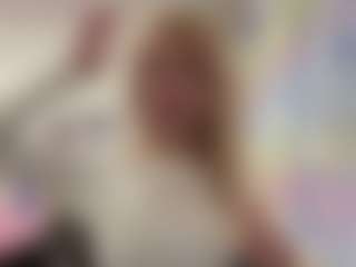 YesseniaMcdill's Live Sex Cam Show