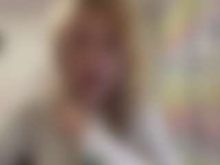 Live cam show with YesseniaMcdill - Striptease Teen (18+) on crypto-cams