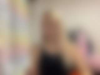 Live cam show with YesseniaMcdill - Show on Camsoda