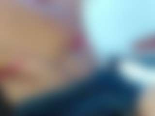 bella-777's Live Sex Cam Show