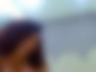 bella-777's Live Sex Cam Show