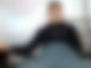 EdyLucianni's Live Sex Cam Show