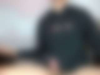 Live cam show with EdyLucianni - White on Camiplay Live | colombia