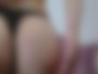 Live cam show with EimyRossyx - Ass Clapping on Camsoda