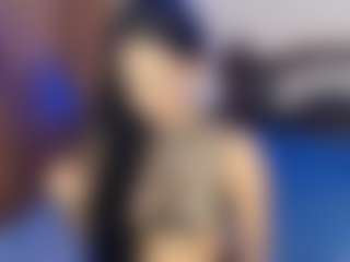 Live cam show with KailanyBlack - Dirty on slutload