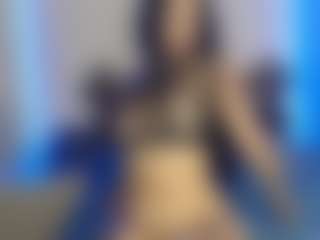 Live cam show with KailanyBlack - Squirt on Camsoda