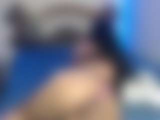 Live cam show with KailanyBlack - Athletic Ebony on Soda Cam