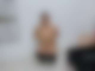 Live cam show with Karol - Big Tits on studioflirtlive.com
