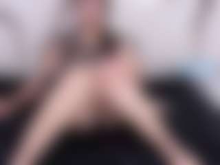 Live cam show with Karol - Average on CamClone