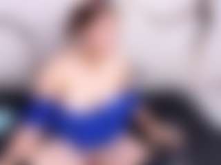 Live cam show with Karol - Average on Gym Cam Girls