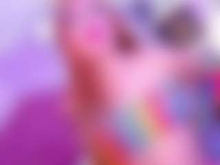 Live-Cam-Show mit little-cloe - Facial Piercings auf Camsoda