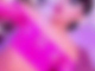 Live cam show with little-cloe - Lean on Pornisteam.com