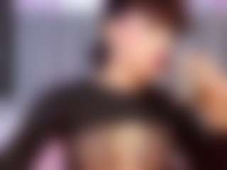 Spettacolo in cam dal vivo con little-cloe - Tease su Camsoda