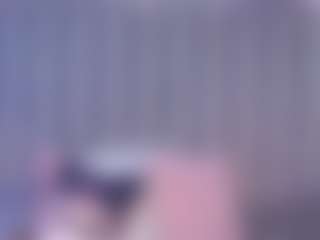 Live cam show with little-cloe - Smoking on Camsoda
