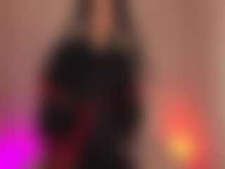 Live cam show with lolytaberry - Skinny on xDating
