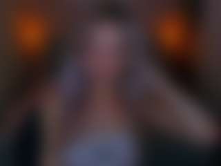 Live cam show with LuluAlise - Sexy on Camsoda