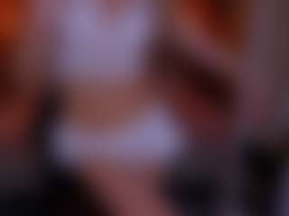 Live cam show with LuluAlise - Blonde Hair on Dolls Live
