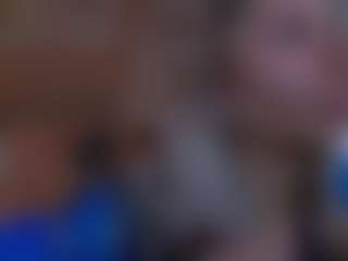 Live cam show with LuluAlise - Moaning on live18s.com