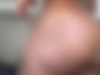 Live cam show with MadamP - Hairy on Dolls Live
