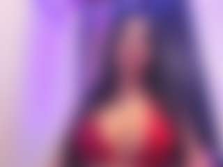 Live cam show with Michell Rodriguez - Green Eyes on Camsoda