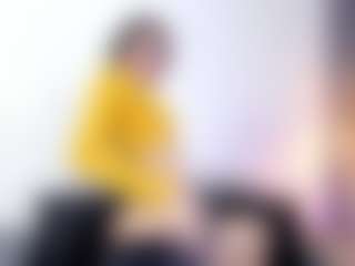 Live cam show with saly-beneth - Muscular on xfollow cams