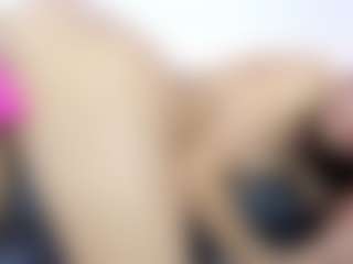 saly-beneth's Live Sex Cam Show