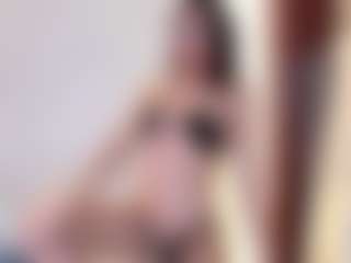 saly-beneth's Live Sex Cam Show