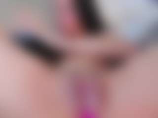 saly-beneth's Live Sex Cam Show