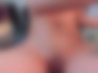 saly-beneth's Live Sex Cam Show