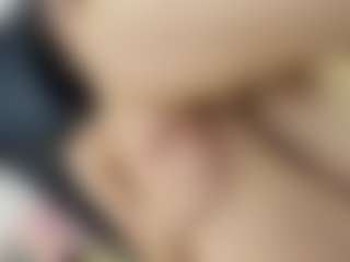 saly-beneth's Live Sex Cam Show
