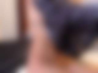 saly-beneth's Live Sex Cam Show