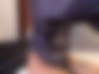 saly-beneth's Live Sex Cam Show
