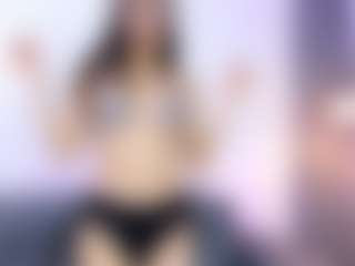 saly-beneth's Live Sex Cam Show