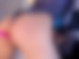 saly-beneth's Live Sex Cam Show