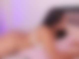 Live cam show with SammyCollinss - College Teen (18+) on AdultVida.com