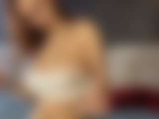 Live cam show with showgerl - Cute on TeamSkeetLive