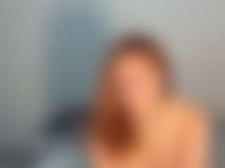 Live cam show with showgerl - Red Hair on livesuperchat.net