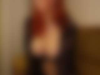 Live cam show with showgerl - Bedroom Red Hair on Milfs Live