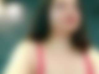 SiennaBreeze MILF webcam performer live streaming
